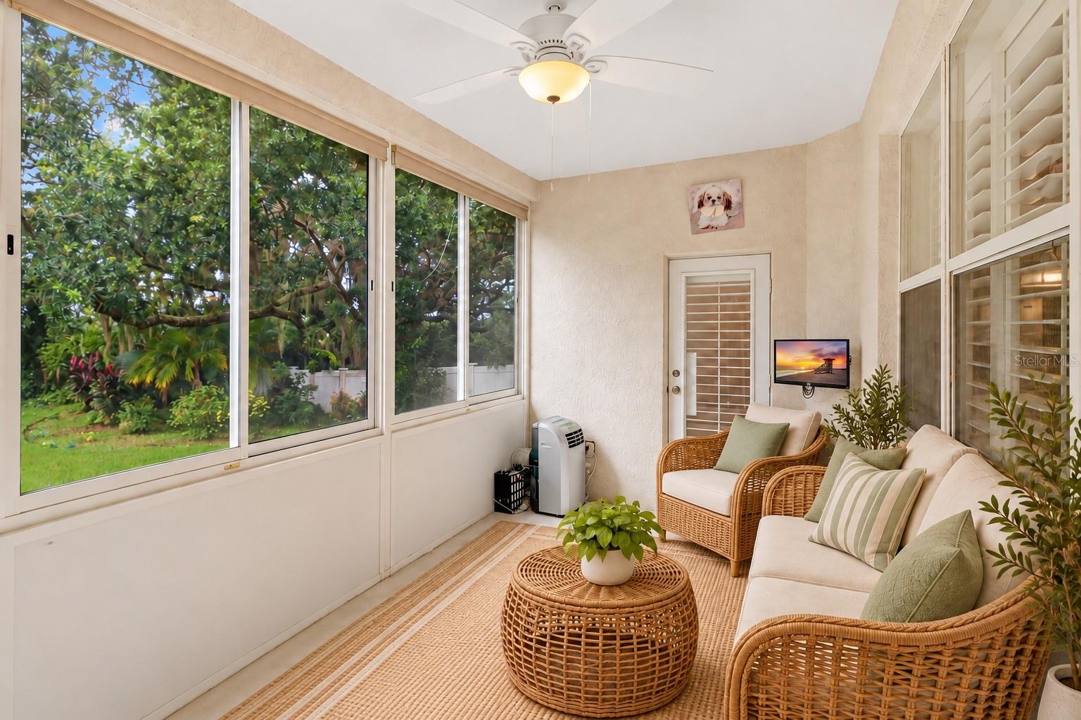 1161 EMERALD HILL WAY — photo 36