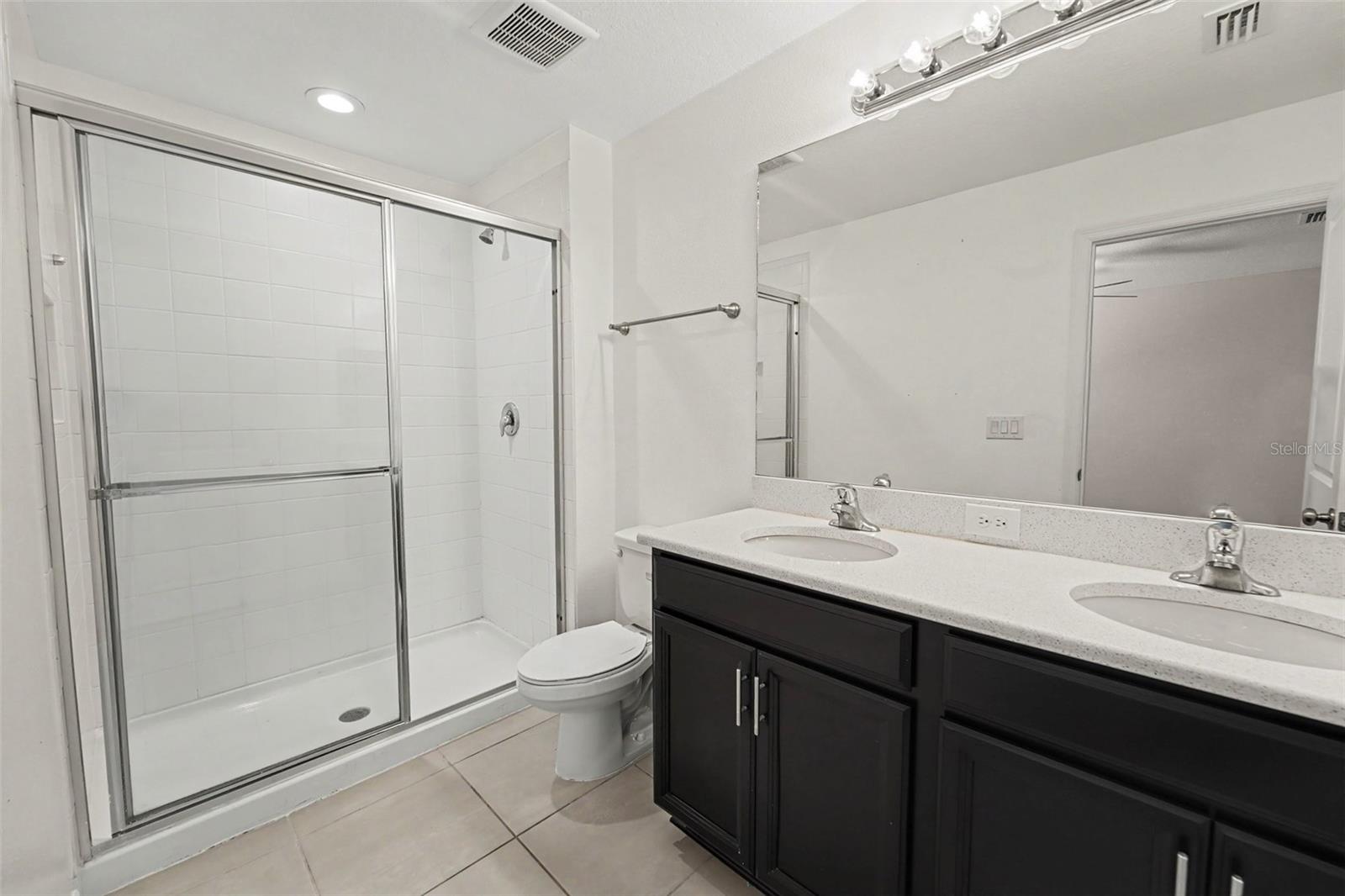 6116 WILLOWSIDE ST — photo 9