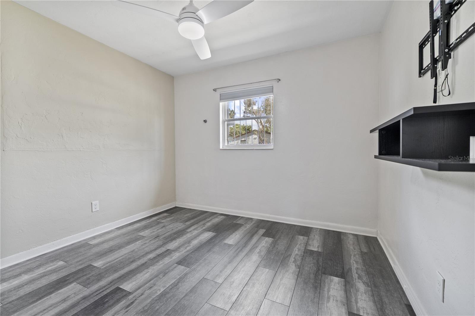 4401 10TH AVE S — photo 10