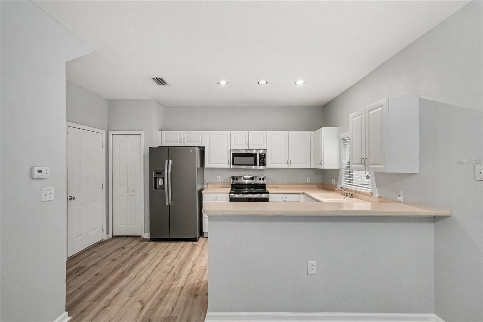 6265 ASHBURY PALMS DR — photo 9