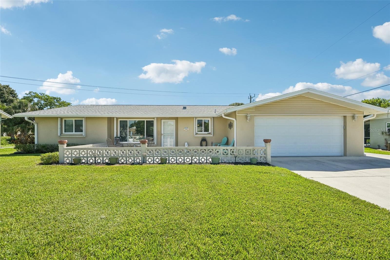 106 ALGIERS DR — photo 2