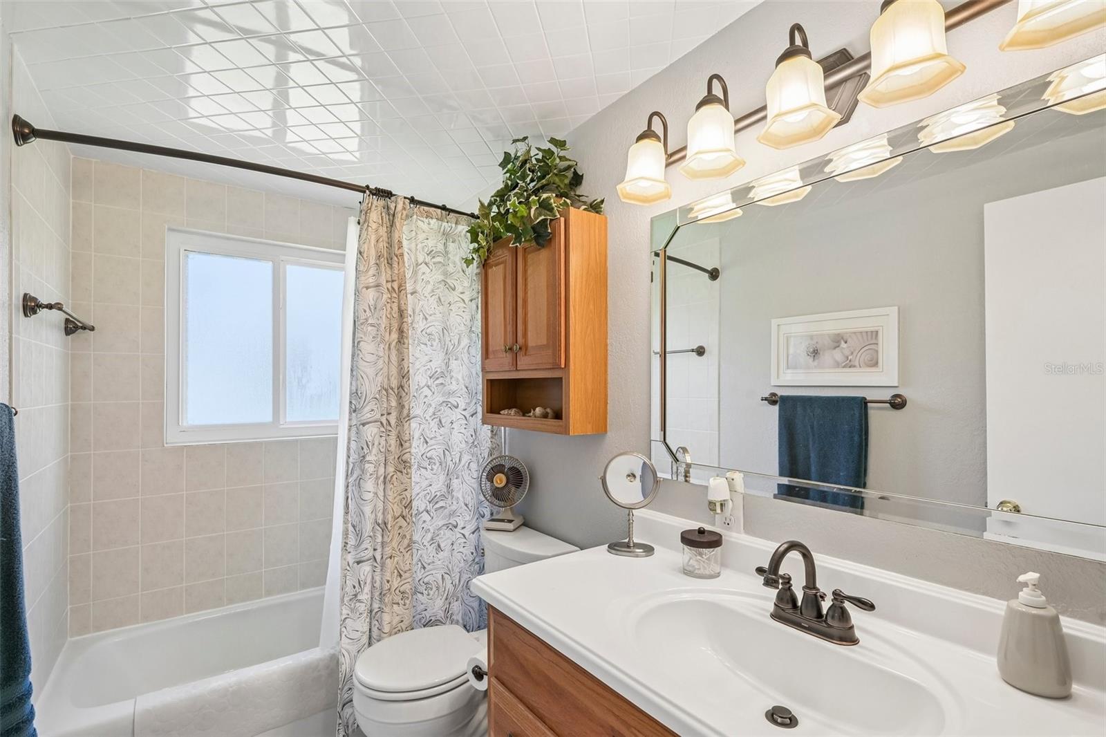 106 ALGIERS DR — photo 14
