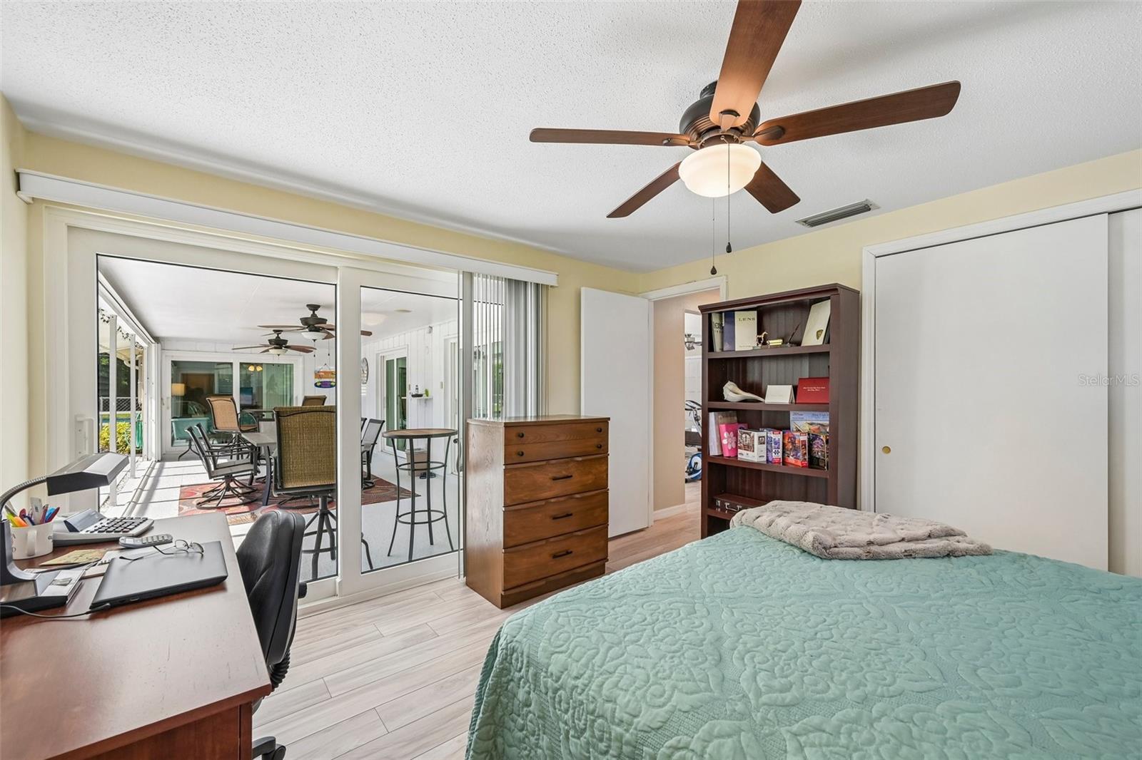 106 ALGIERS DR — photo 17