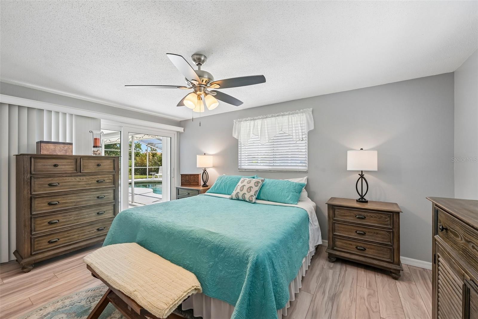 106 ALGIERS DR — photo 20