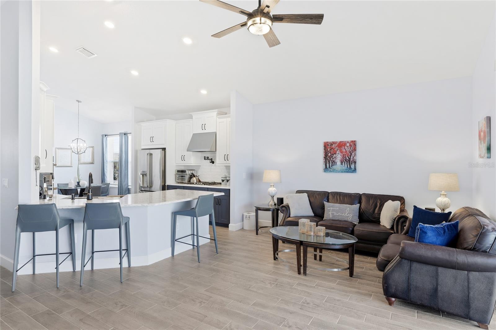 11160 FIELDSTONE DR — photo 29