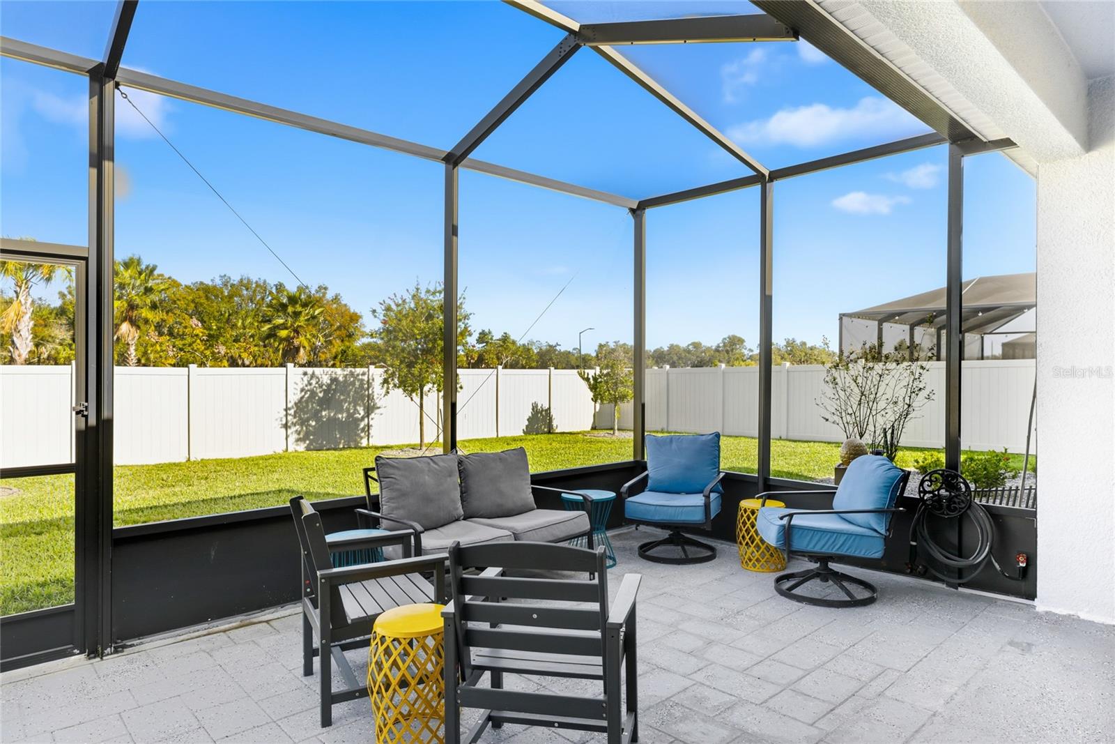 11160 FIELDSTONE DR — photo 38