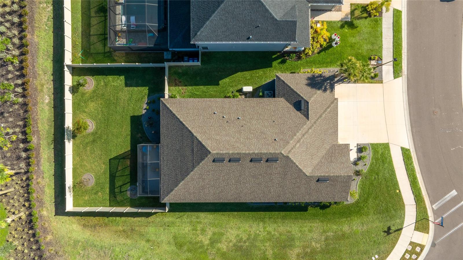 11160 FIELDSTONE DR — photo 48