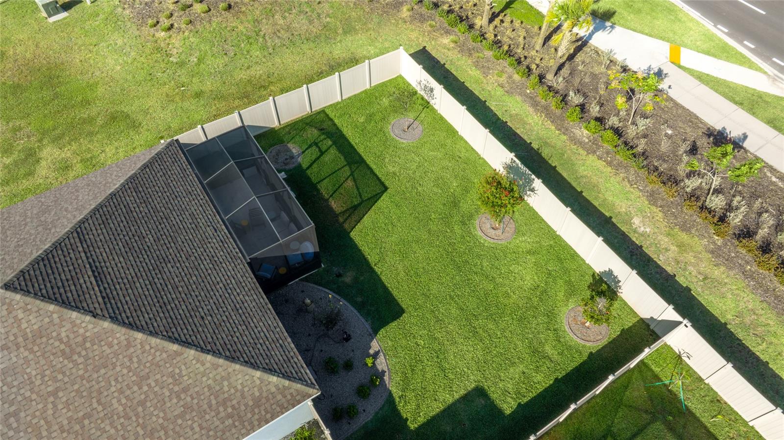 11160 FIELDSTONE DR — photo 47