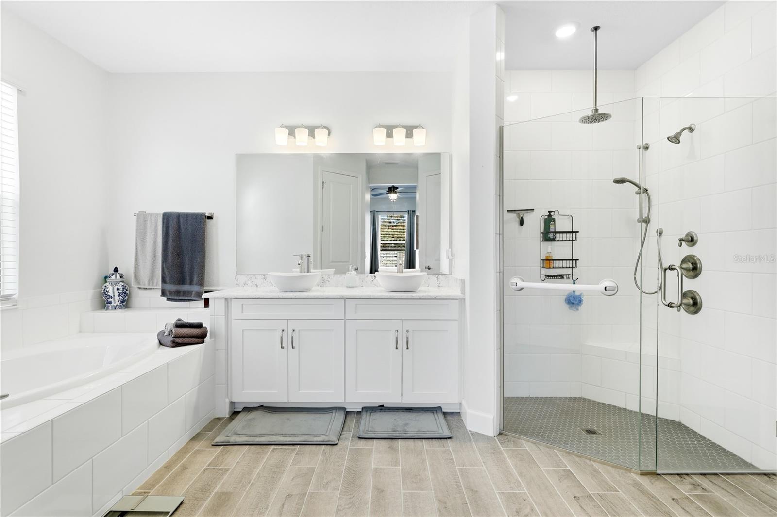 11160 FIELDSTONE DR — photo 25