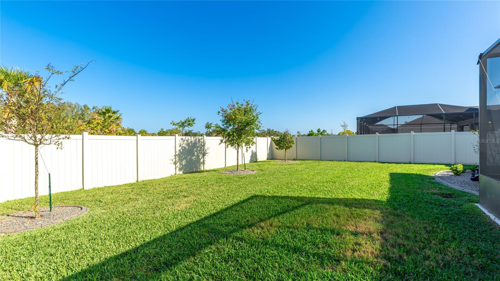 11160 FIELDSTONE DR — photo 40