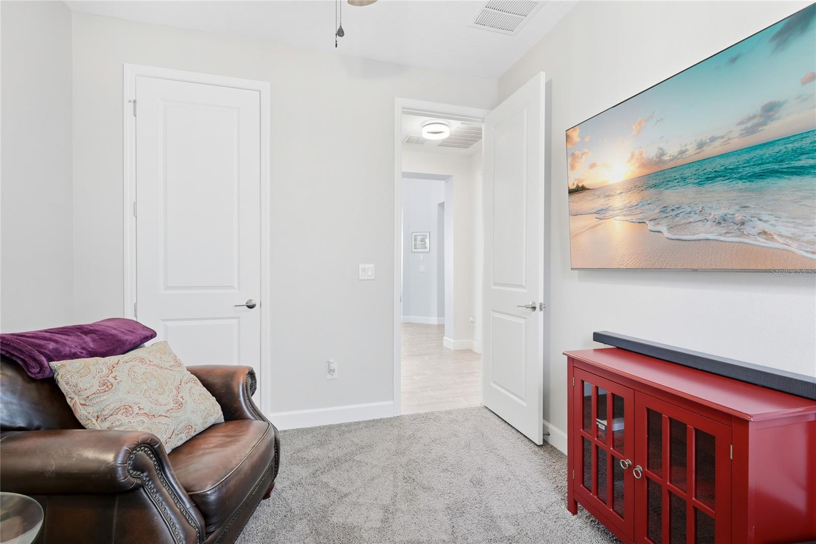 11160 FIELDSTONE DR — photo 35