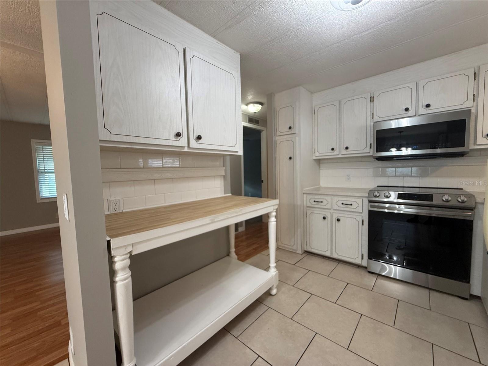 758 ROYAL PALM CIR — photo 11