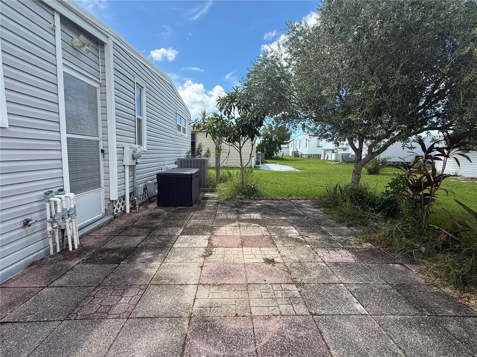 758 ROYAL PALM CIR — photo 27