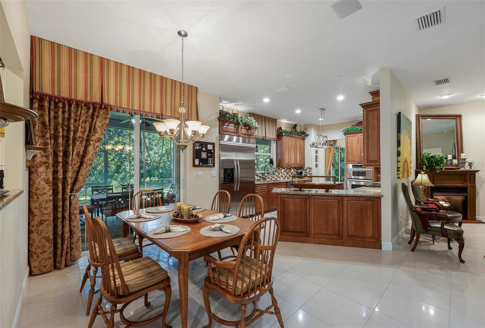 24201 OAKS BLVD — photo 18