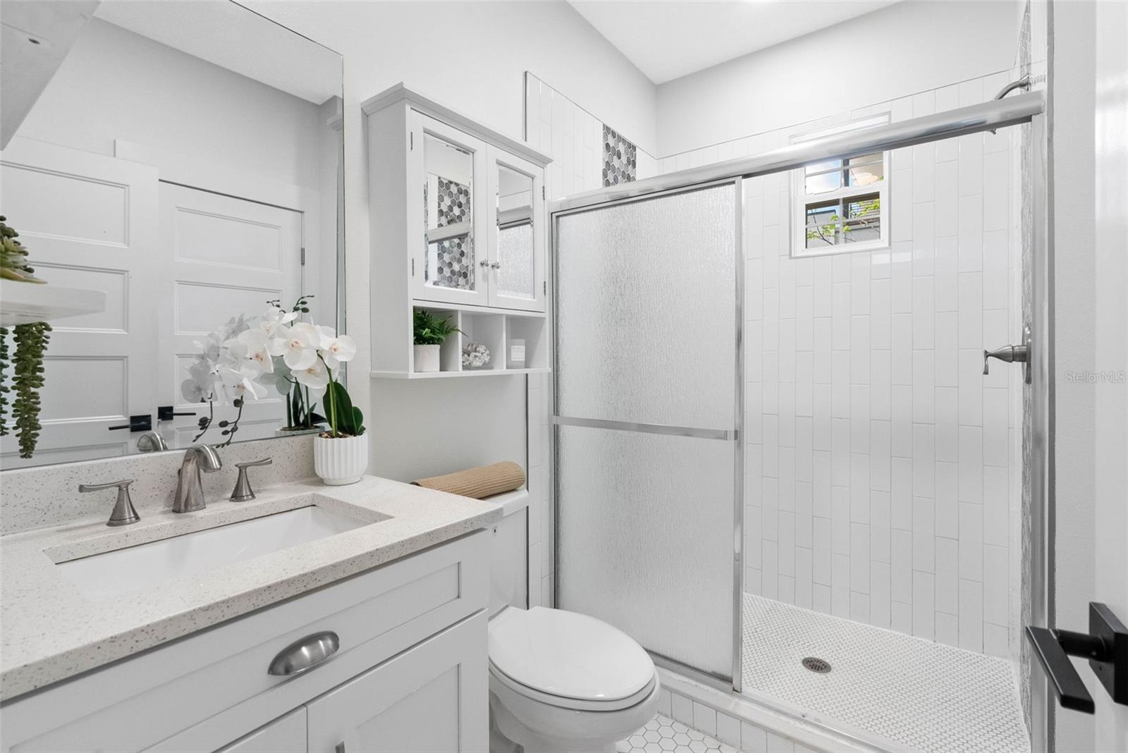 415 W AMELIA AVE — photo 21