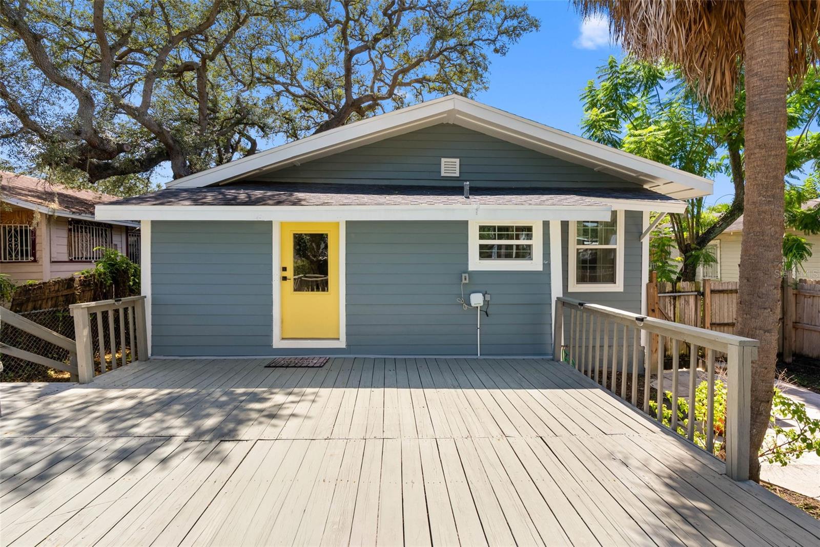 415 W AMELIA AVE — photo 29