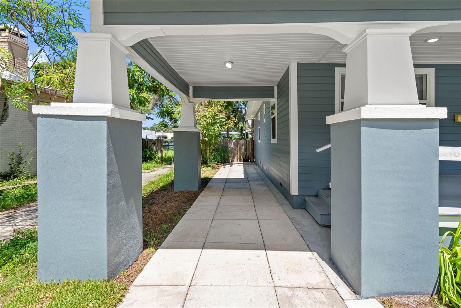 415 W AMELIA AVE — photo 28