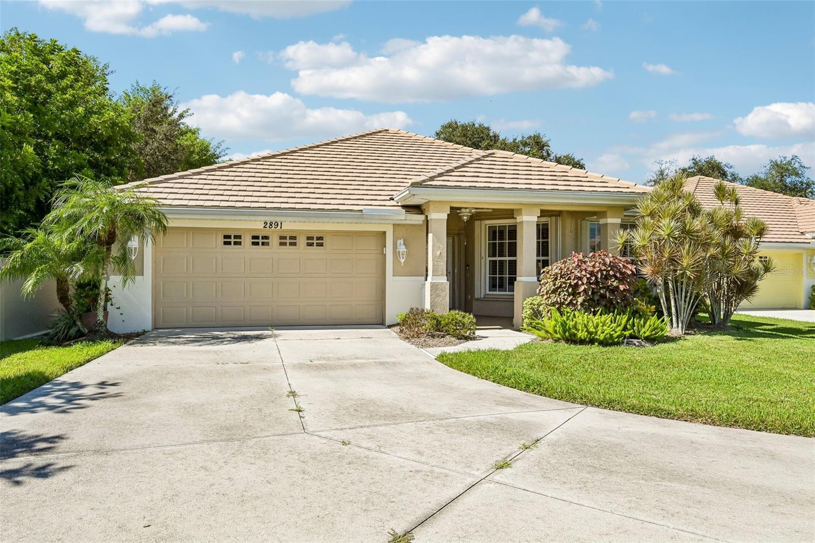 2891 WHISPERING PINE LN — photo 40