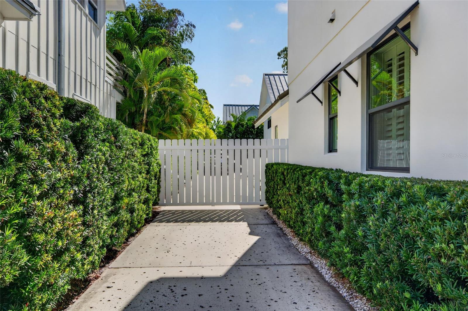 515 S OSPREY AVE — photo 51