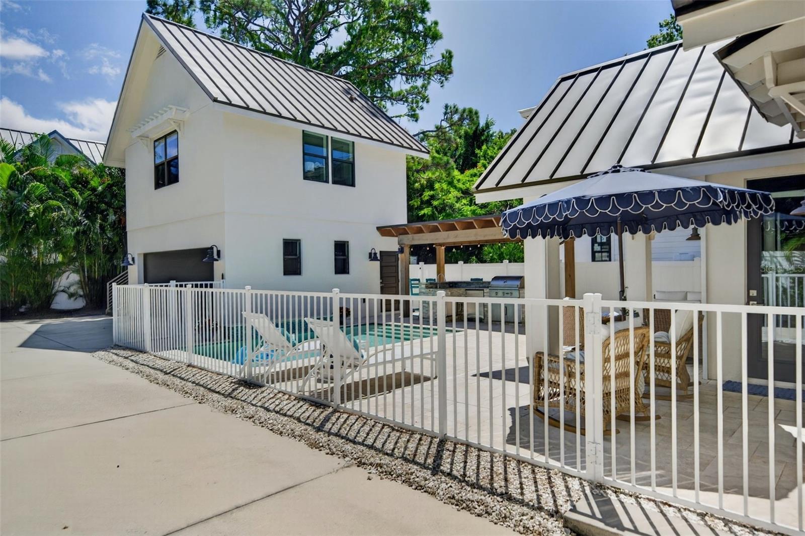515 S OSPREY AVE — photo 54