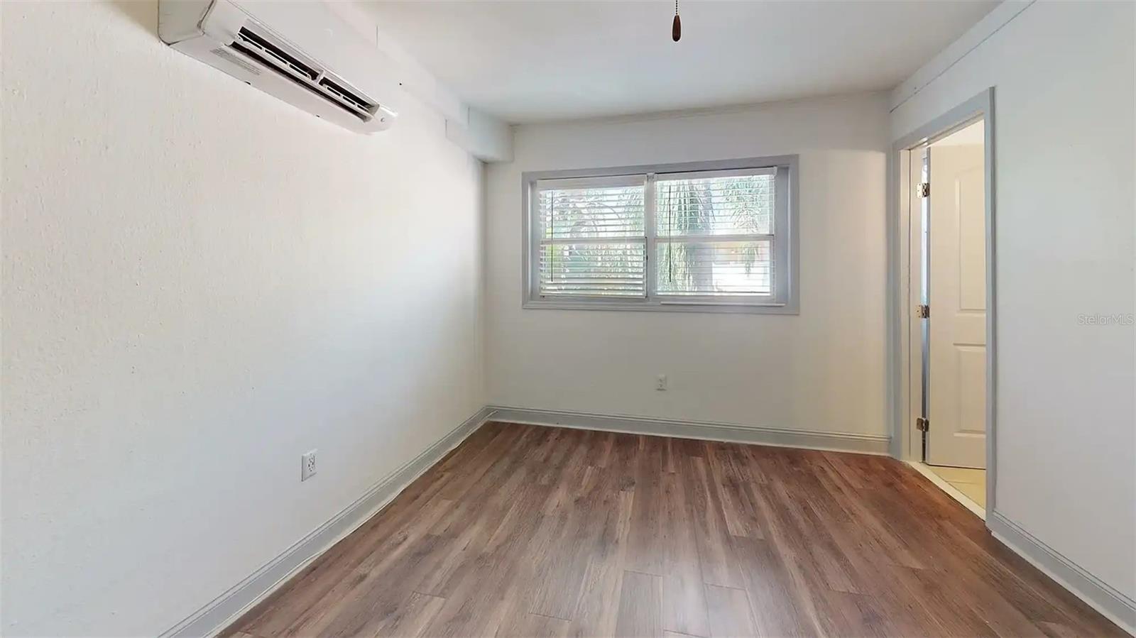 1405 S LORENZO AVE #02 — photo 8