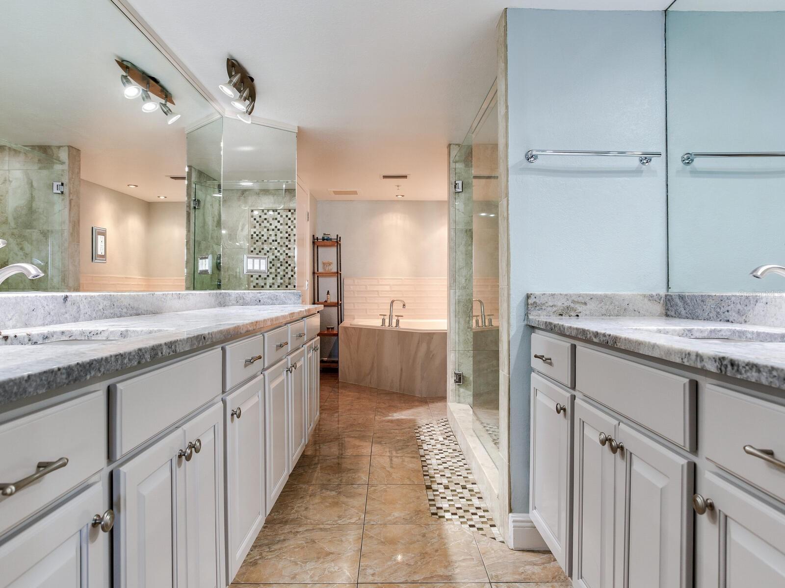 5353 GULF BLVD #B202 — photo 8