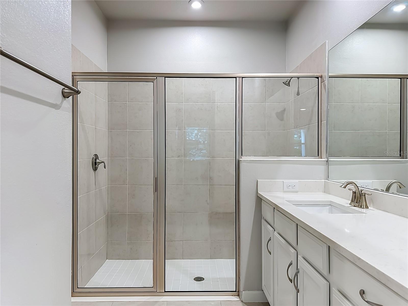 5517 COACHWOOD CV — photo 22
