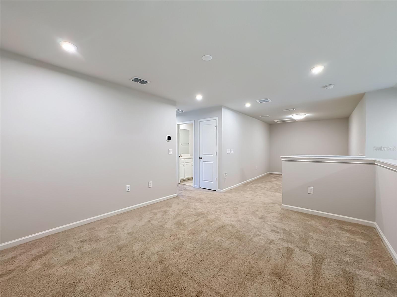 5517 COACHWOOD CV — photo 26