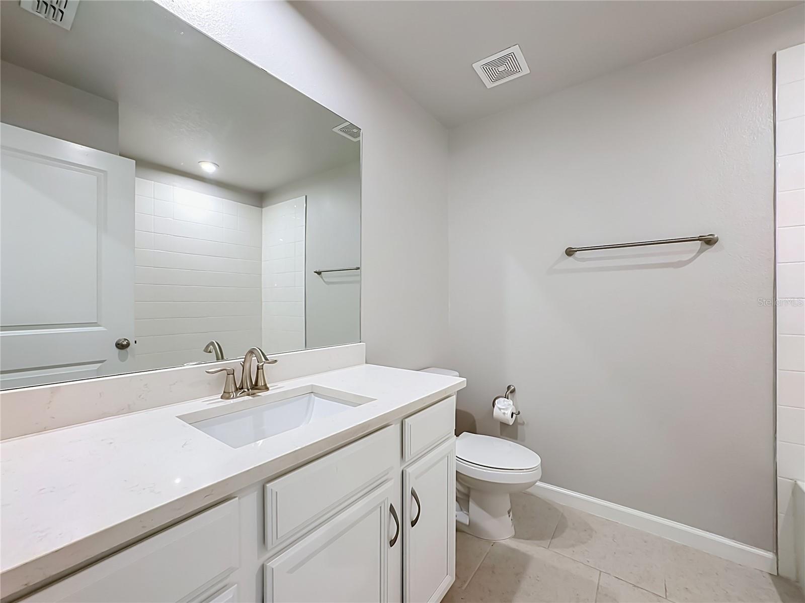 5517 COACHWOOD CV — photo 33