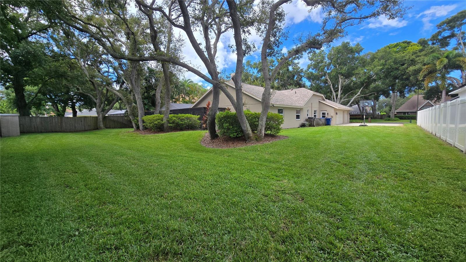 9991 WINDTREE BLVD — photo 4