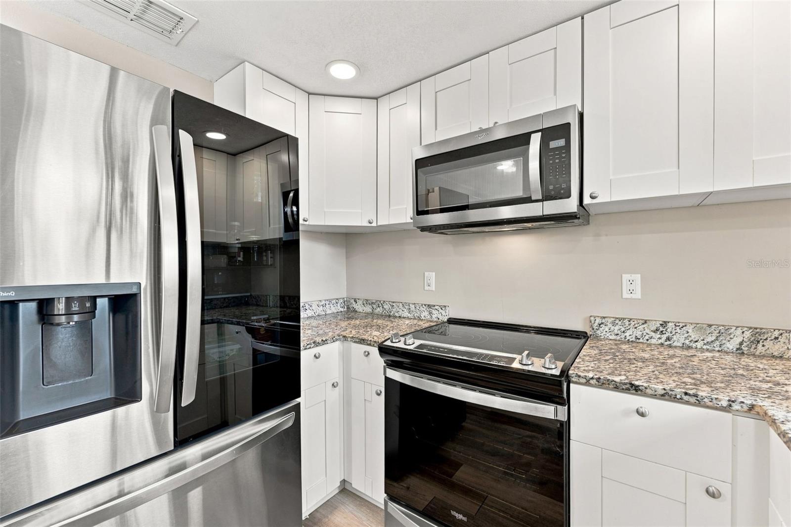 2801 CANDLEWOOD ST — photo 14
