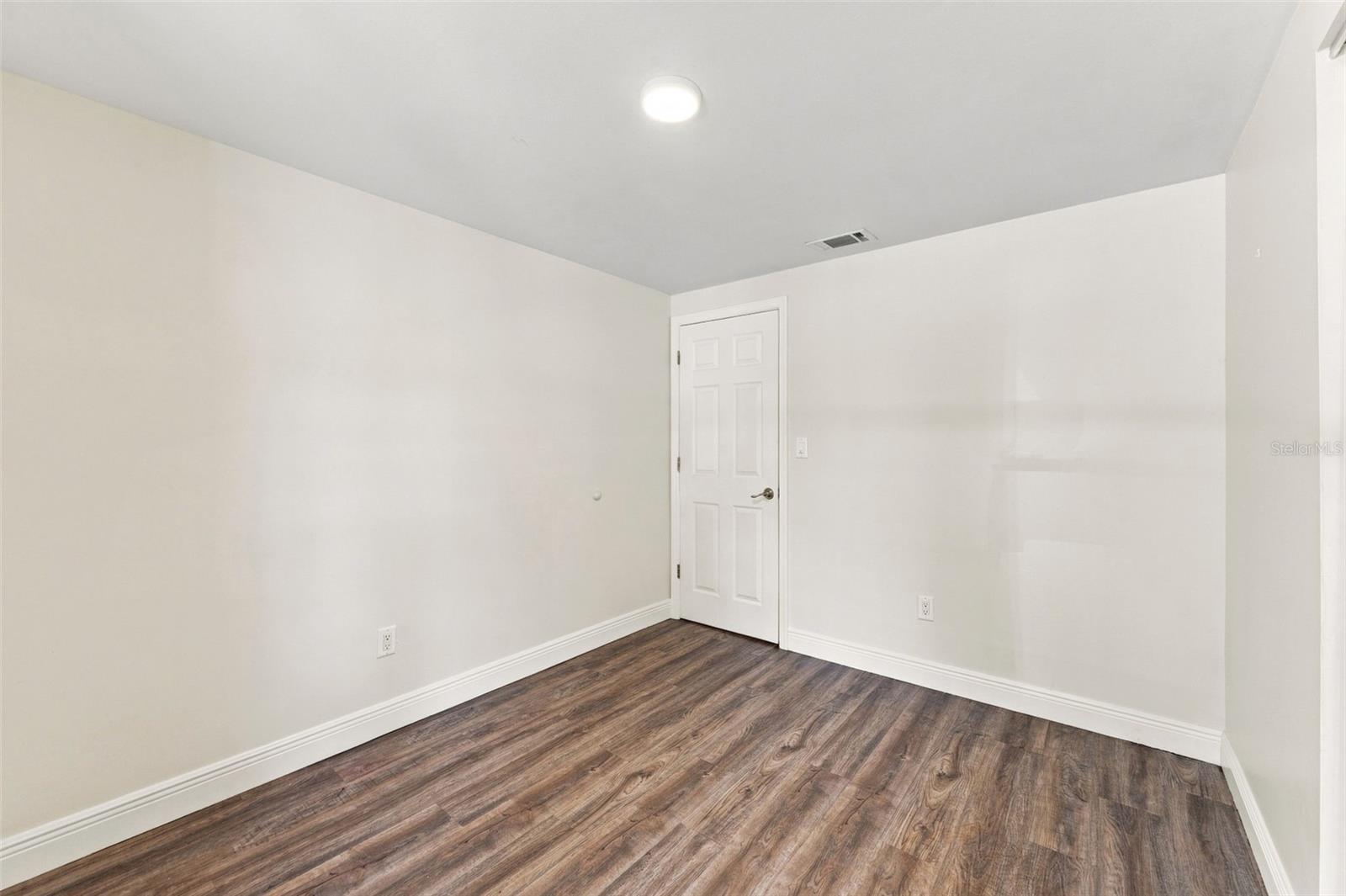 2801 CANDLEWOOD ST — photo 18