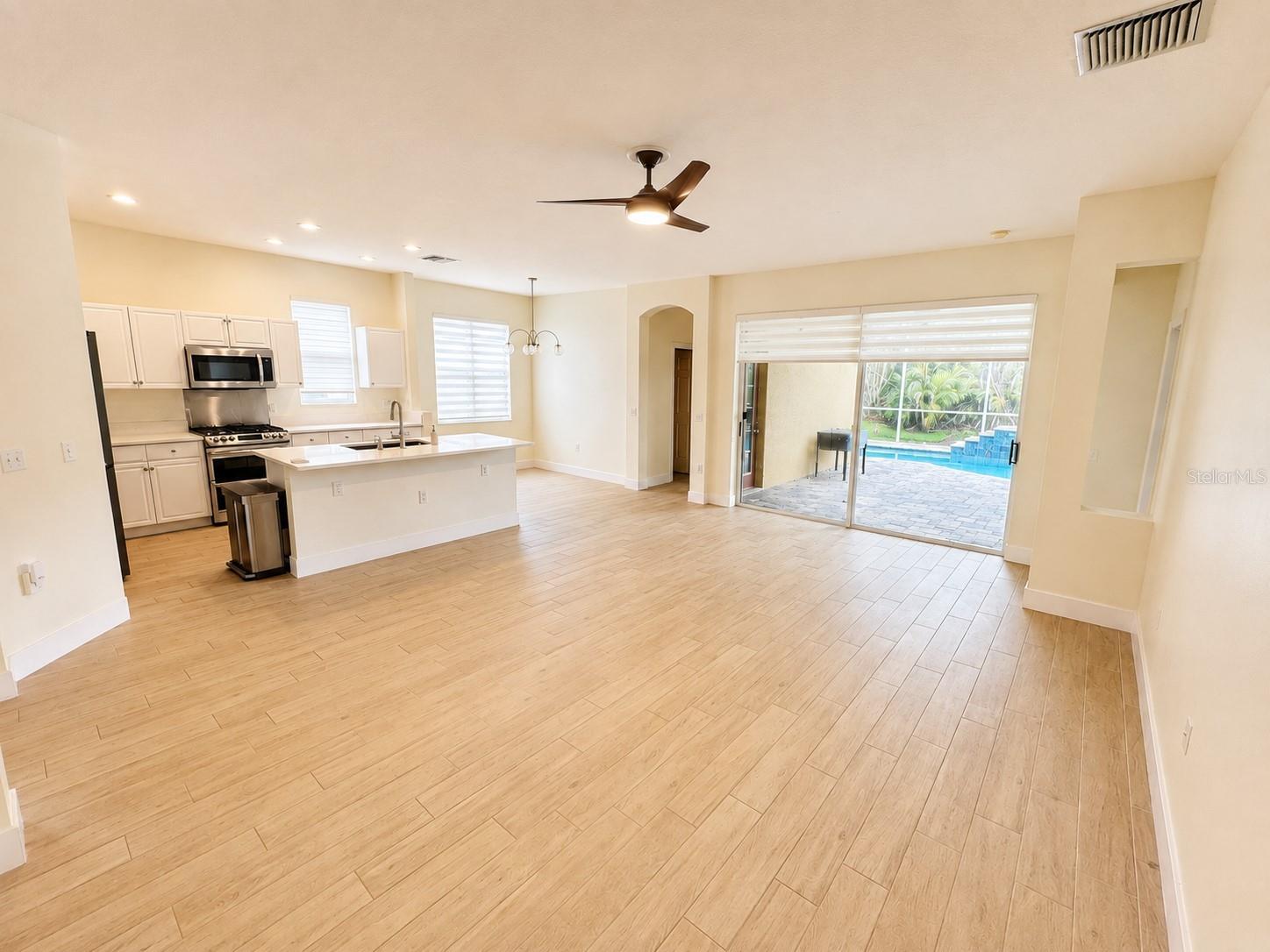 10157 HEATHER SOUND DR — photo 25