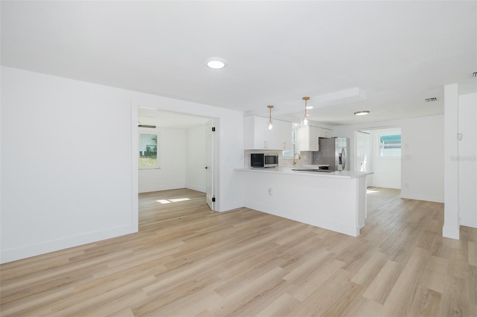 7641 JUDITH CRES — photo 12
