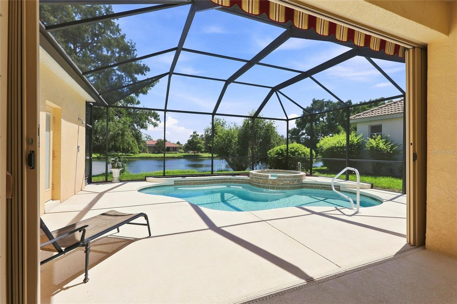 1328 THORNAPPLE DR — photo 30