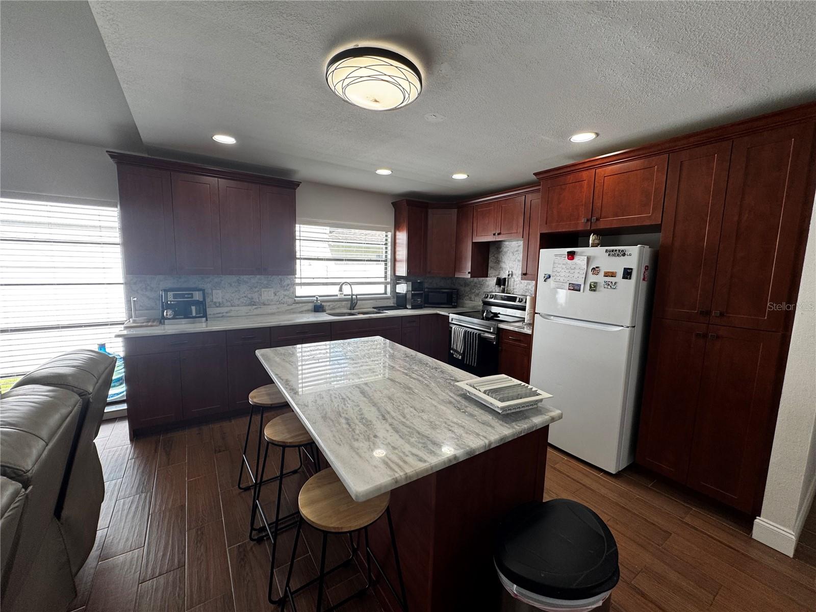 6109 E 130TH AVE — photo 8
