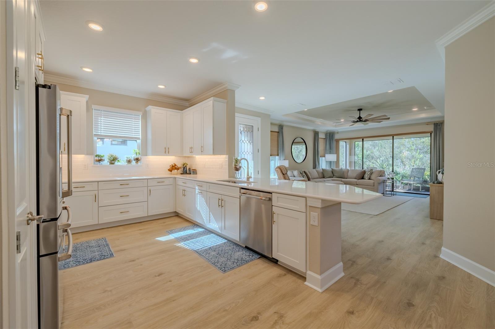 4407 ROSATTI RD — photo 9
