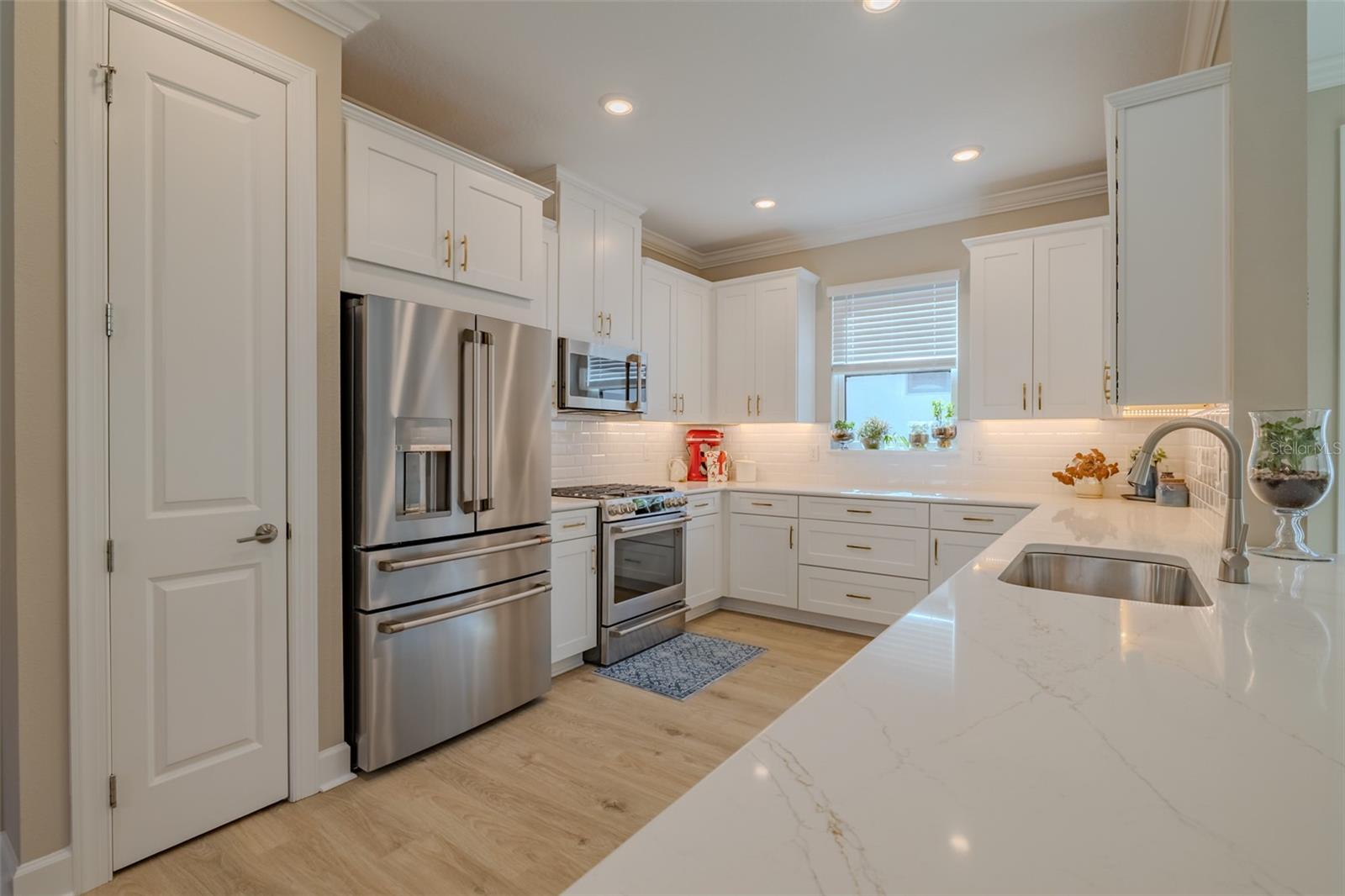 4407 ROSATTI RD — photo 6