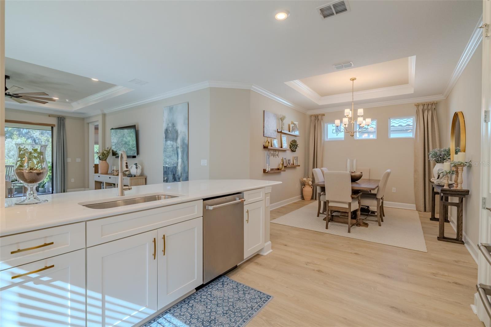 4407 ROSATTI RD — photo 8