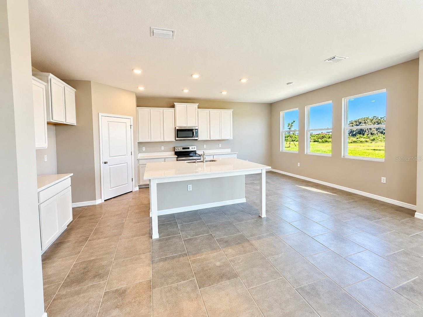 10669 BRIDGEGATE HEIGHTS LOOP — photo 3