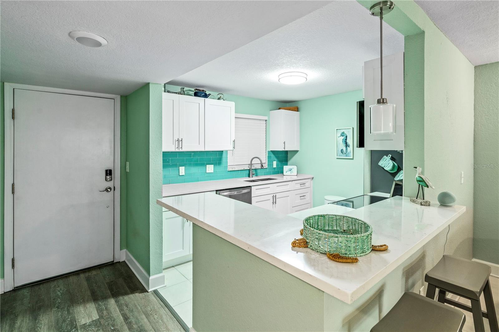 17035 GULF BLVD #108 — photo 7