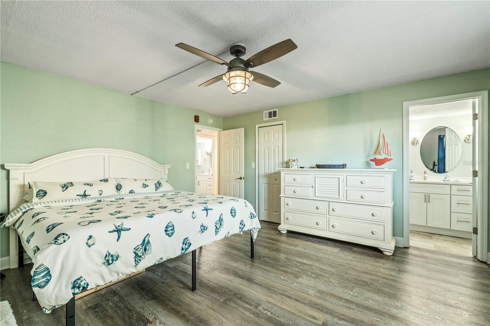 17035 GULF BLVD #108 — photo 18