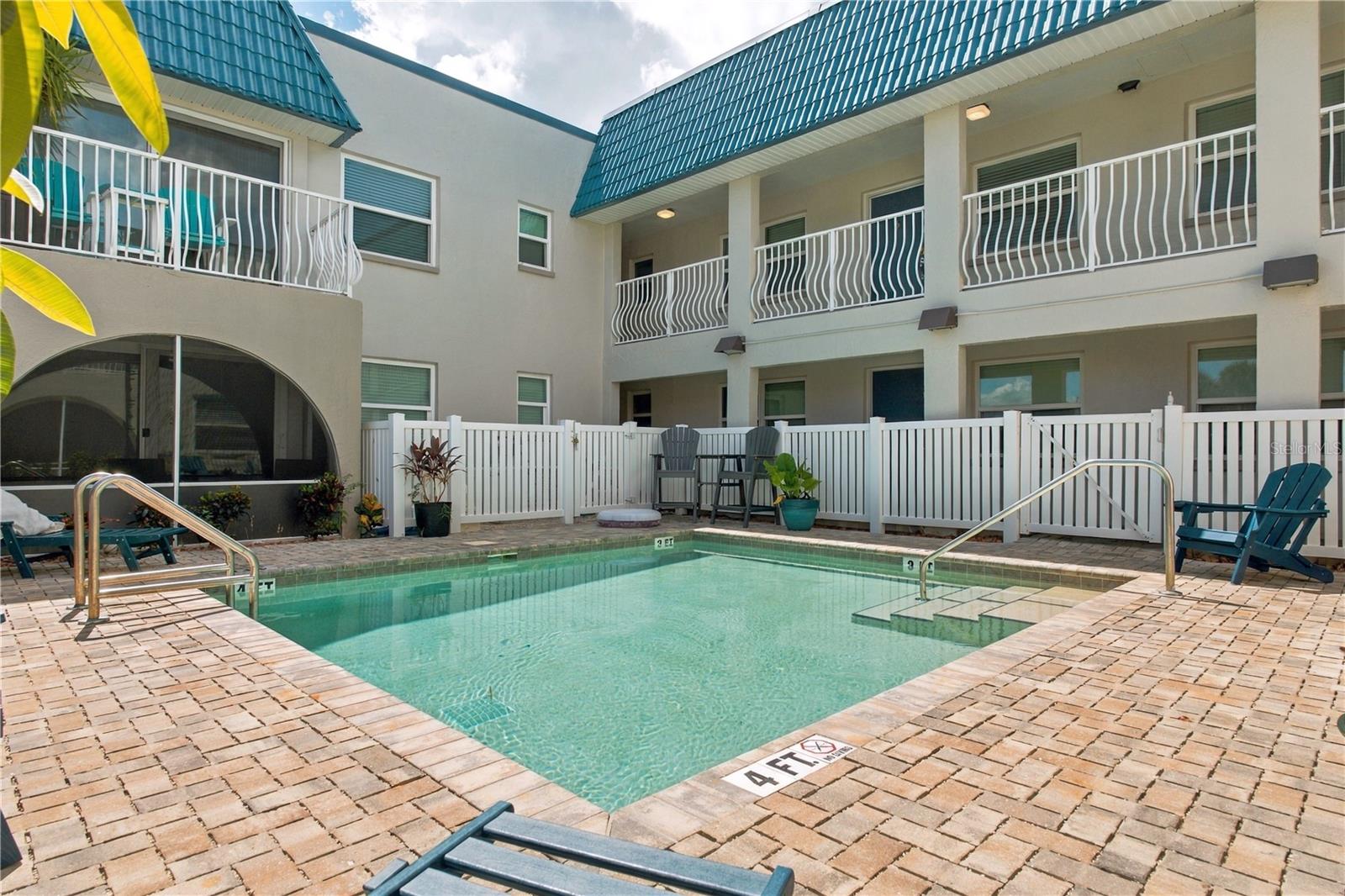 17035 GULF BLVD #108 — photo 32