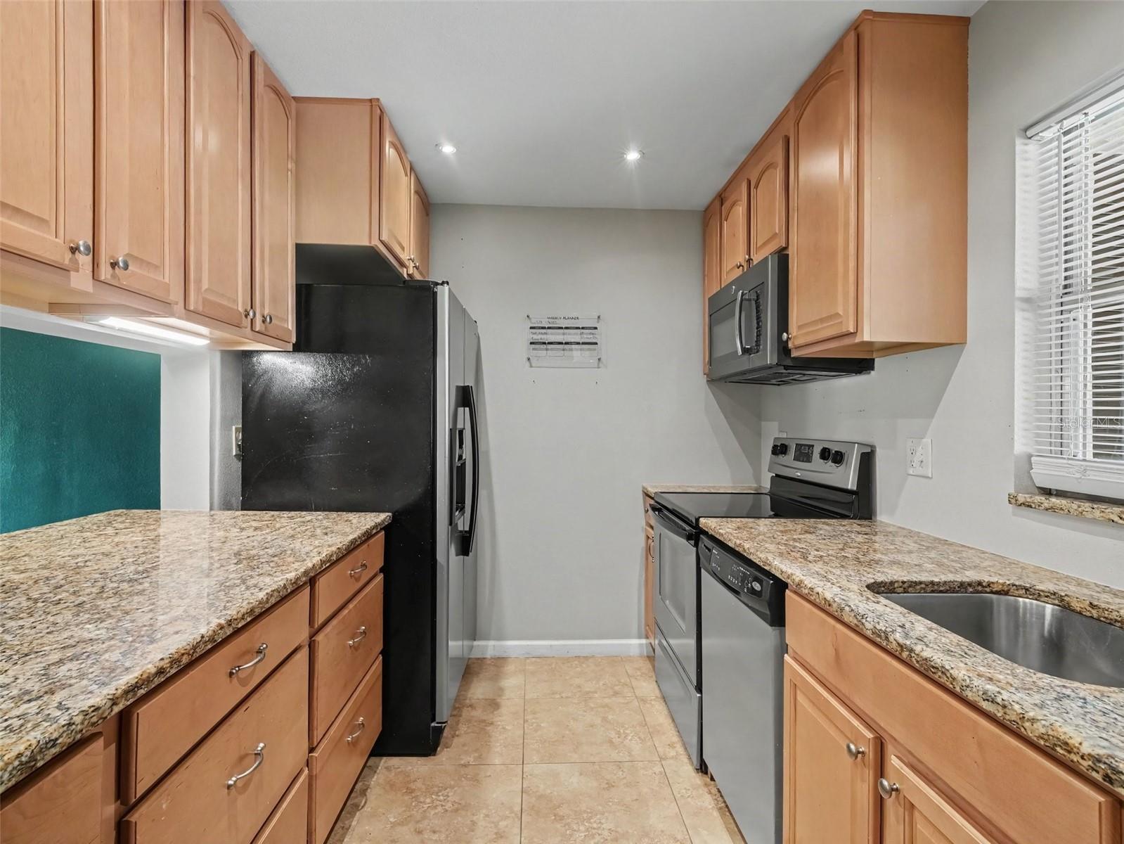 3390 RAMBLEWOOD CT — photo 8