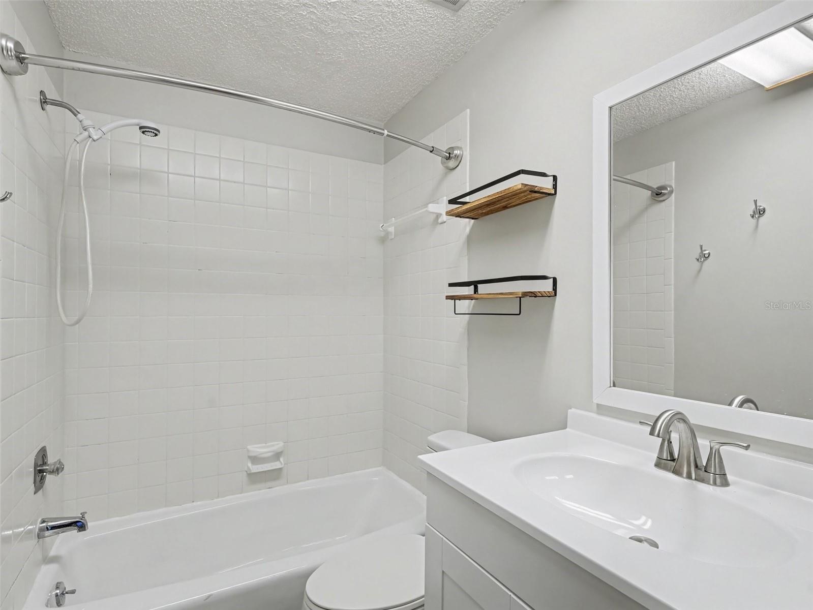 3390 RAMBLEWOOD CT — photo 18