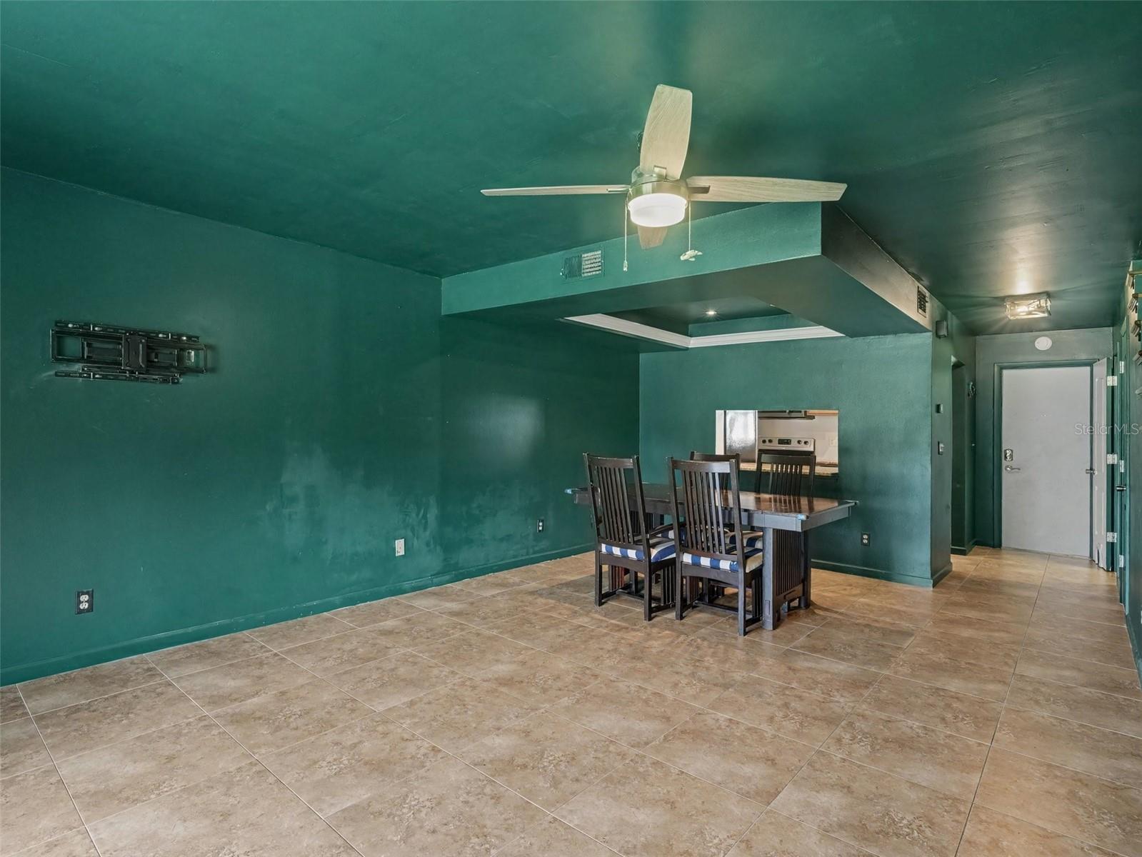 3390 RAMBLEWOOD CT — photo 6