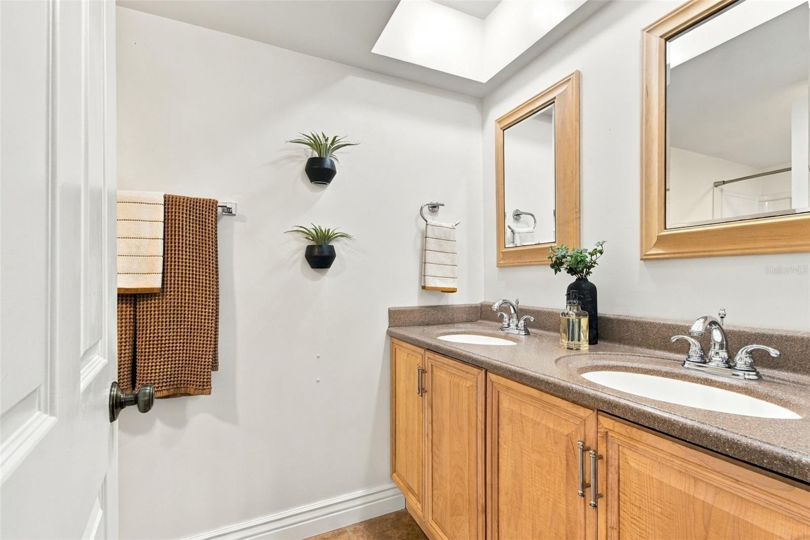 3063 MOCKINGBIRD CT — photo 40