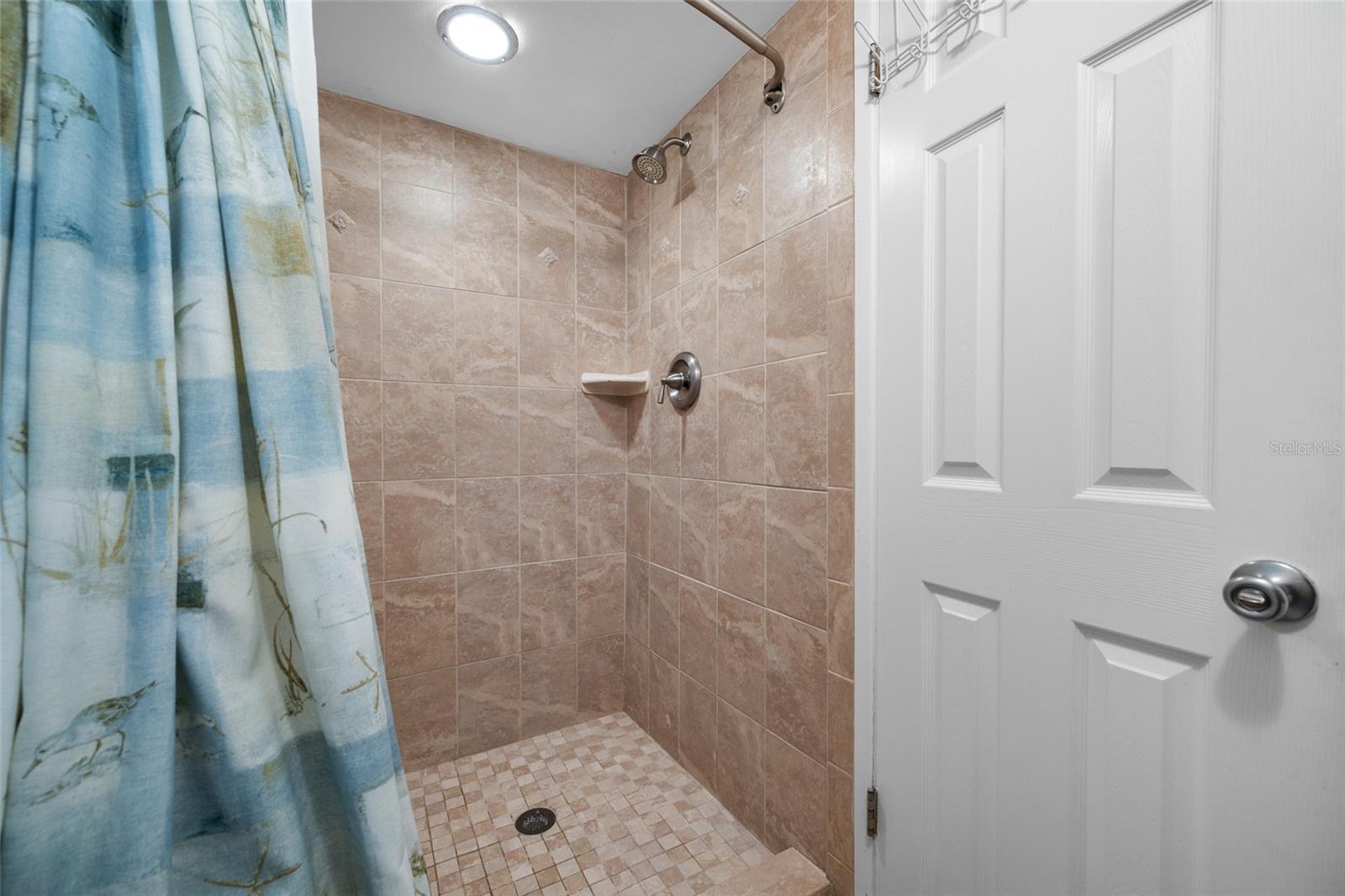 285 107 AVE #306 — photo 25