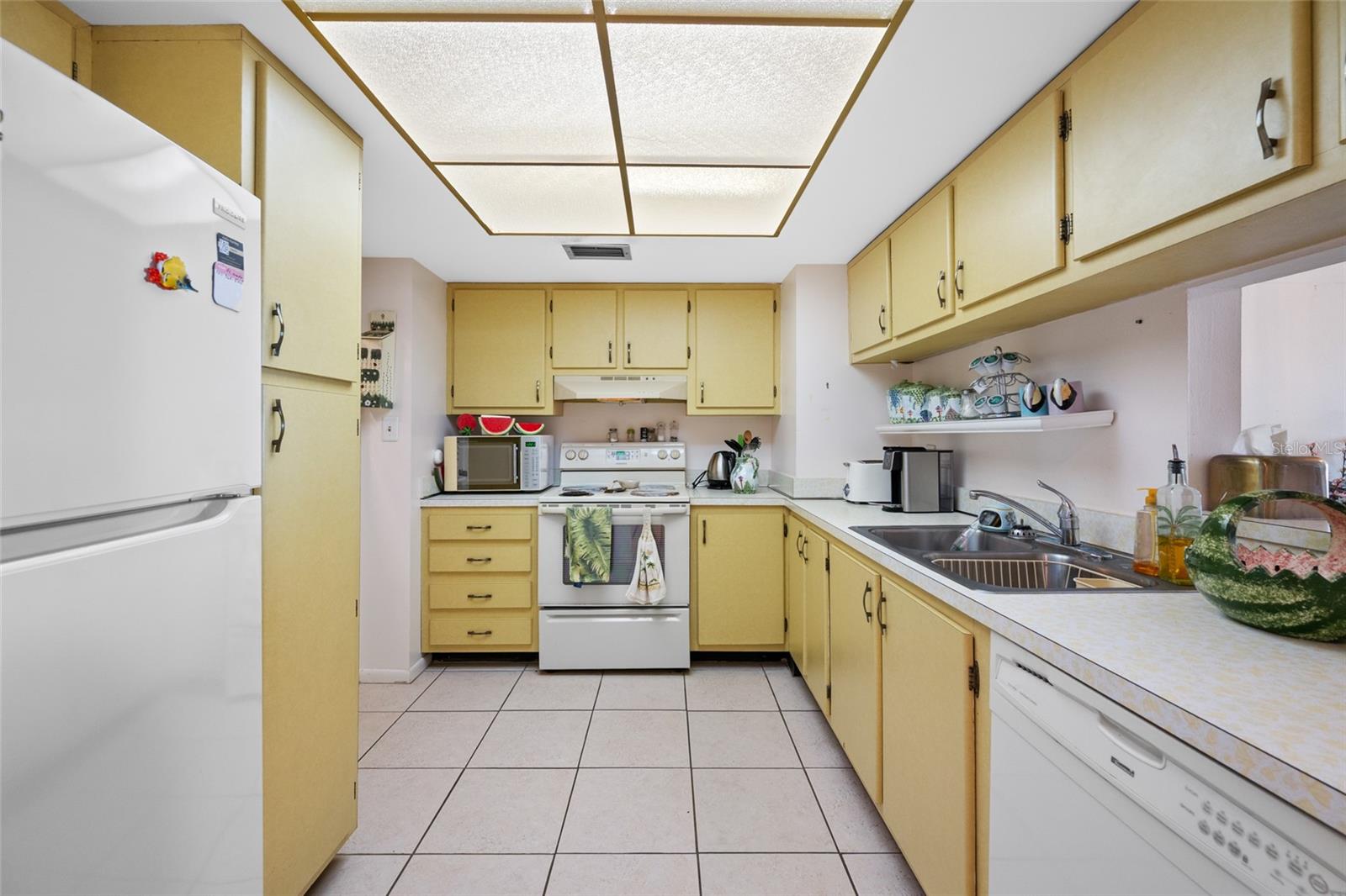285 107 AVE #306 — photo 9