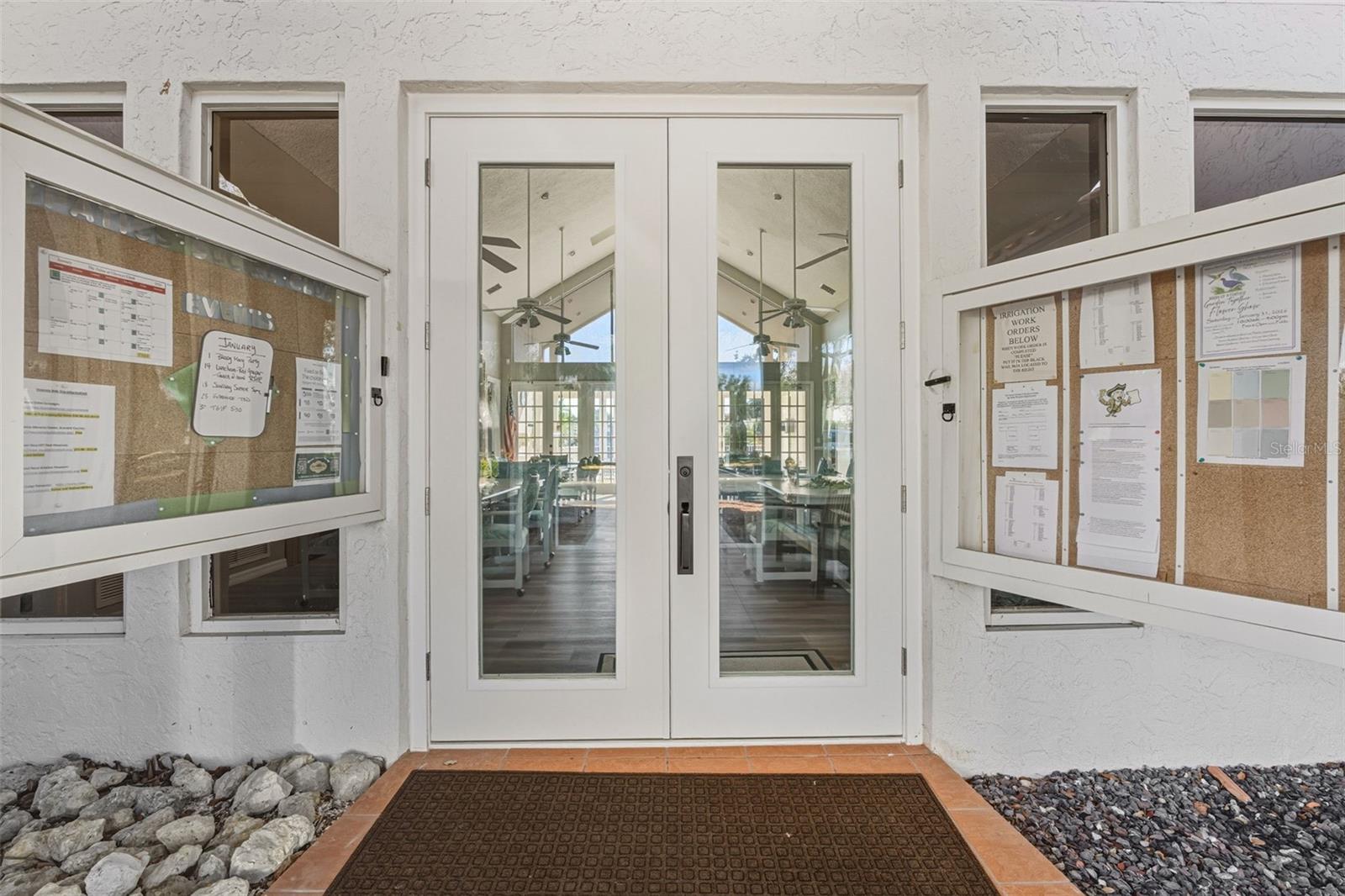 924 HARBOR TOWN DR — photo 43